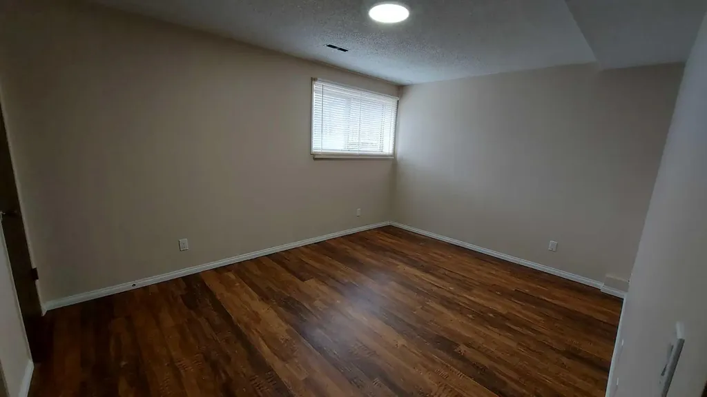 821 Whitemont Drive NE Calgary AB T1Y 3S6