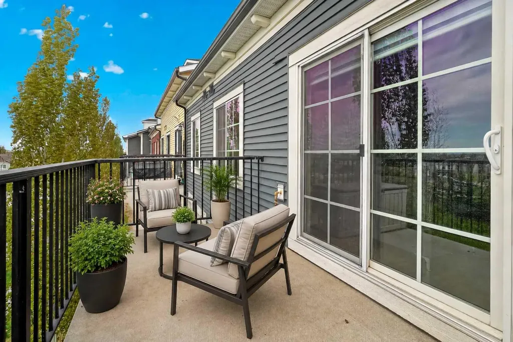 755 Copperpond Boulevard SE Calgary AB T2Z 4R2