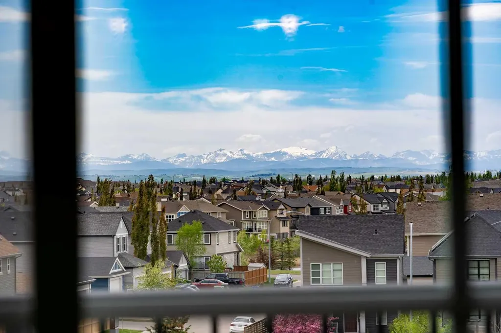 755 Copperpond Boulevard SE Calgary AB T2Z 4R2