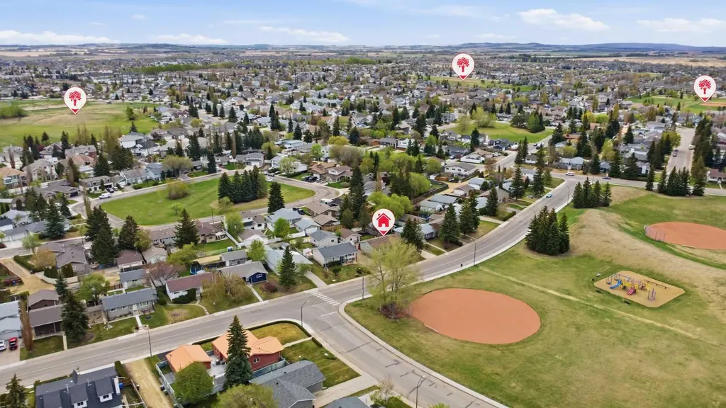 35 Ayers Avenue Red Deer AB T4S 1S5