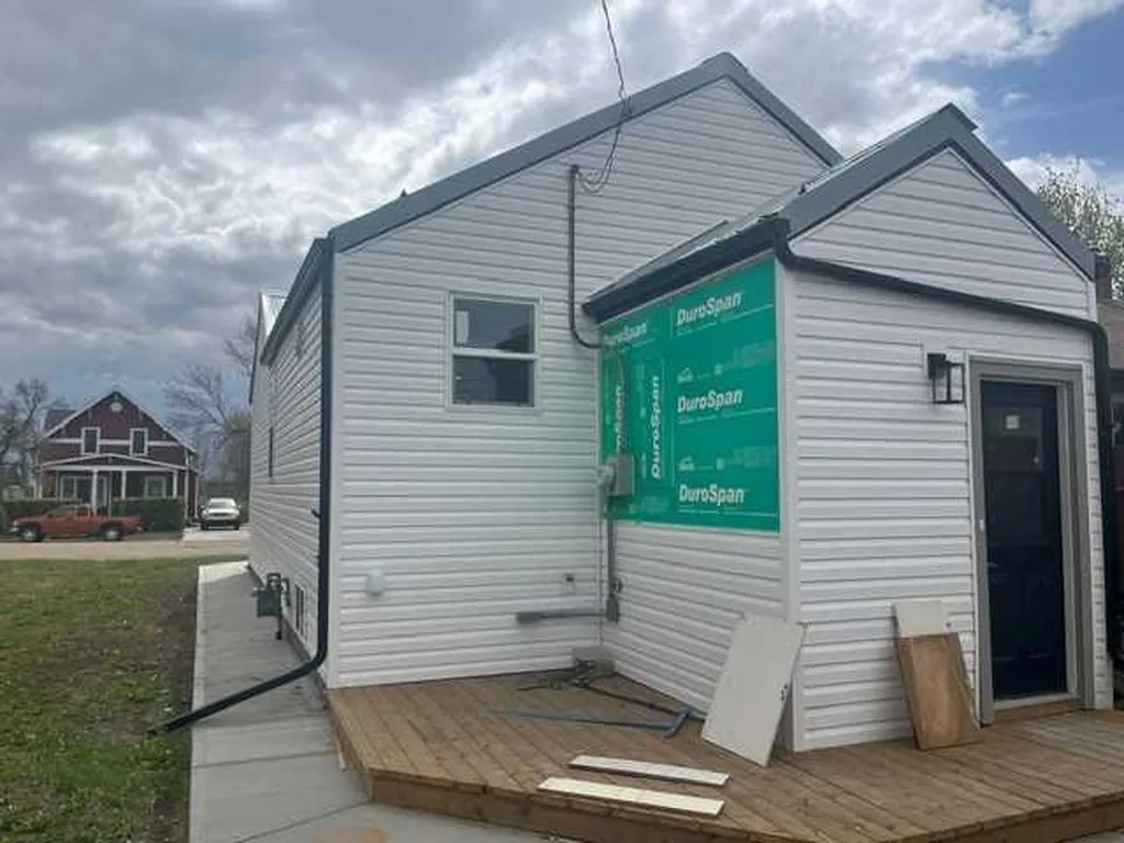 406 Main Street Trochu AB T0M 2C0