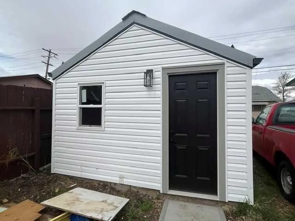 406 Main Street Trochu AB T0M 2C0