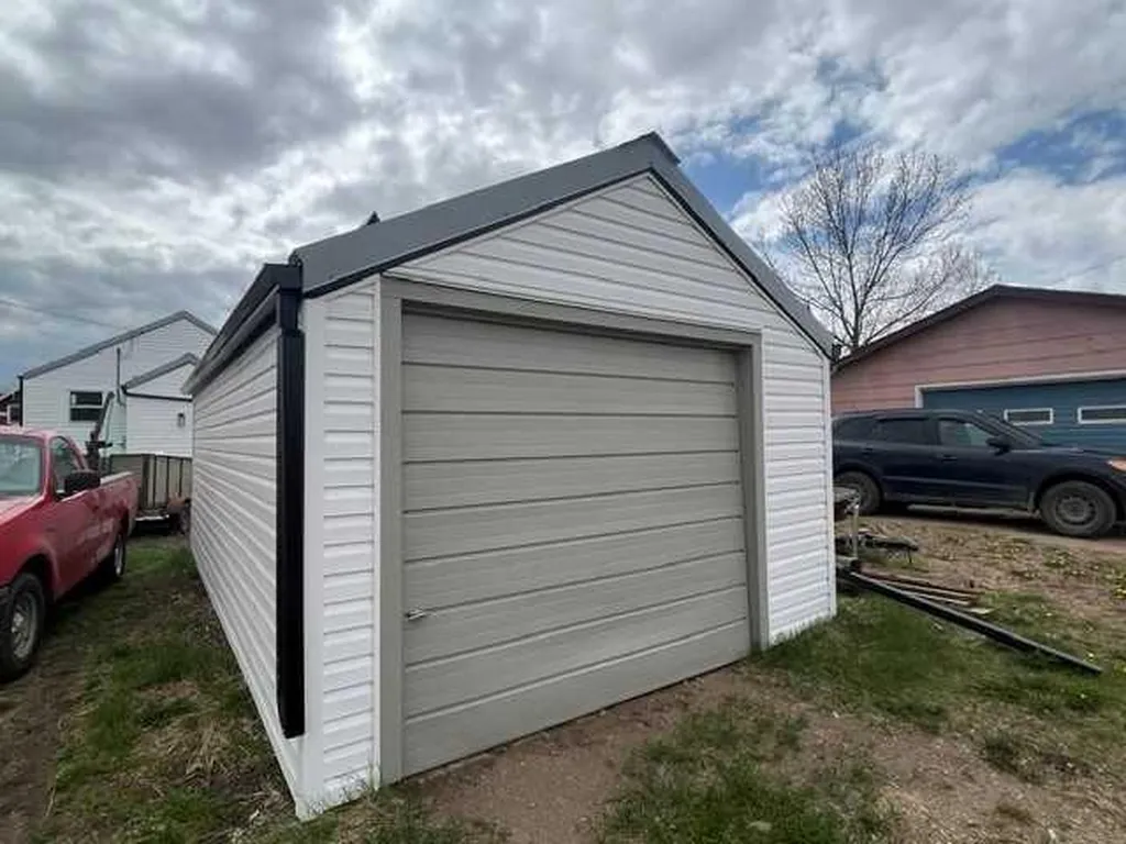 406 Main Street Trochu AB T0M 2C0