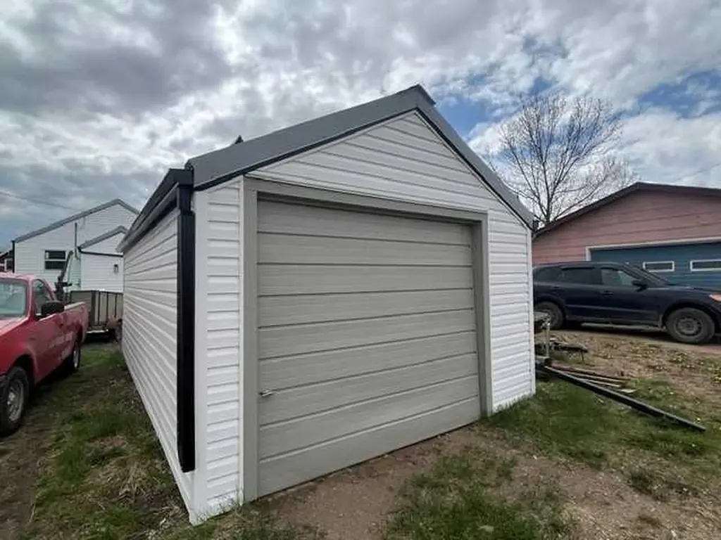 406 Main Street Trochu AB T0M 2C0