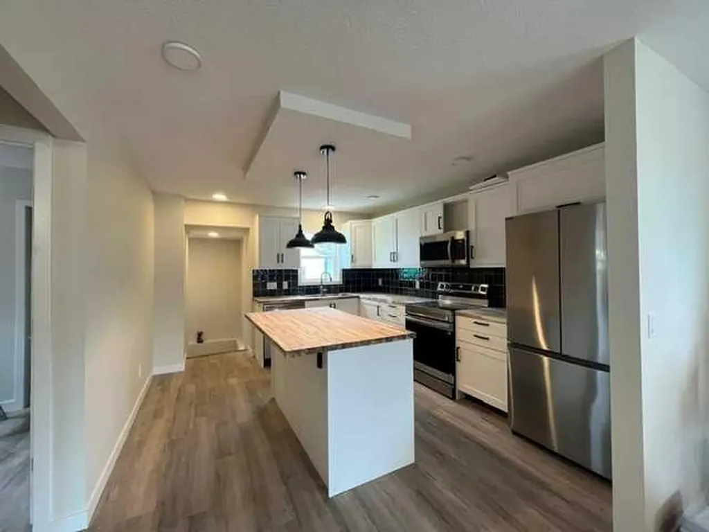 406 Main Street Trochu AB T0M 2C0