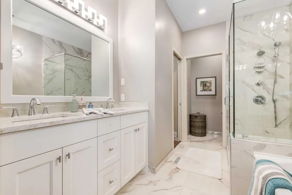 38 Kincora Terrace NW Calgary AB T3R 1M1