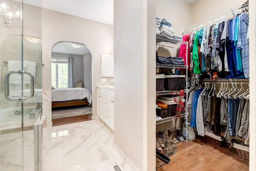 38 Kincora Terrace NW Calgary AB T3R 1M1