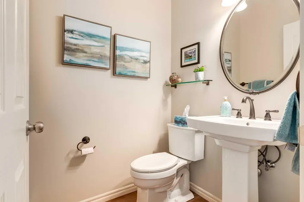 38 Kincora Terrace NW Calgary AB T3R 1M1