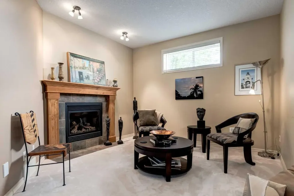 38 Kincora Terrace NW Calgary AB T3R 1M1