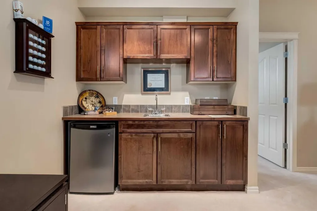 38 Kincora Terrace NW Calgary AB T3R 1M1