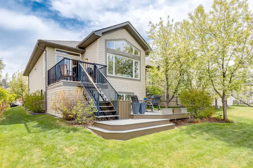 38 Kincora Terrace NW Calgary AB T3R 1M1