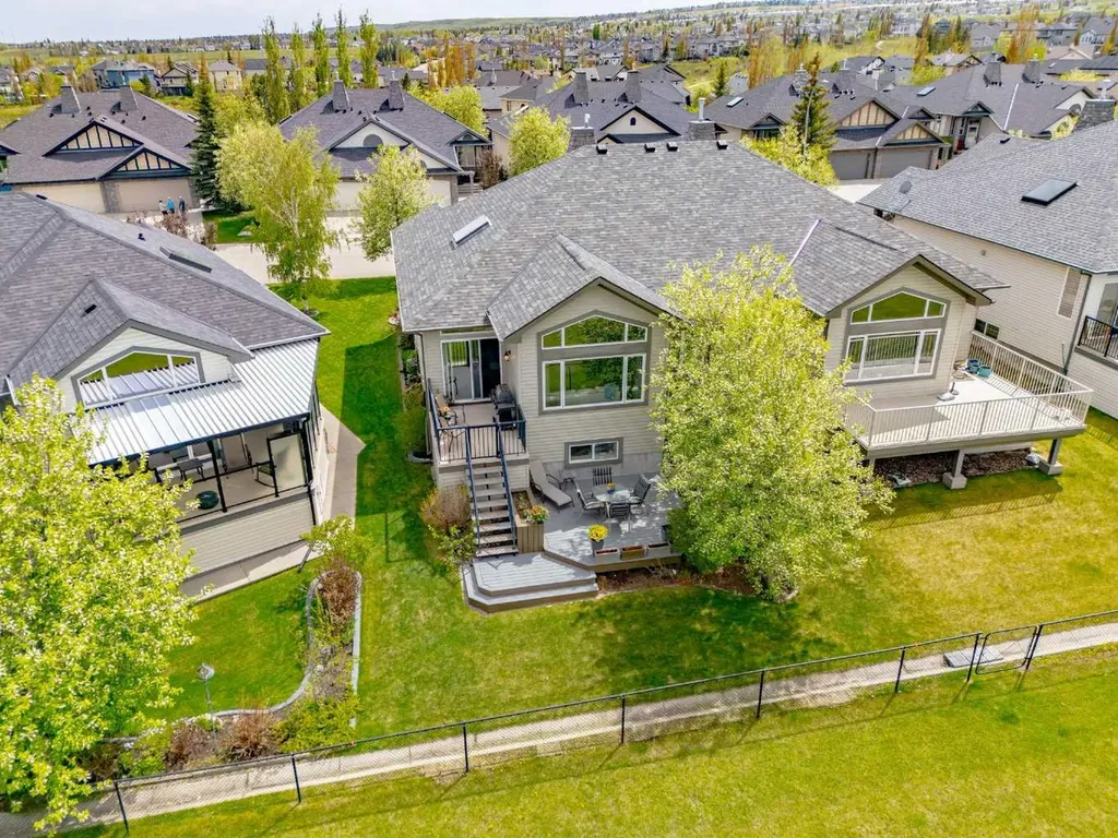 38 Kincora Terrace NW Calgary AB T3R 1M1