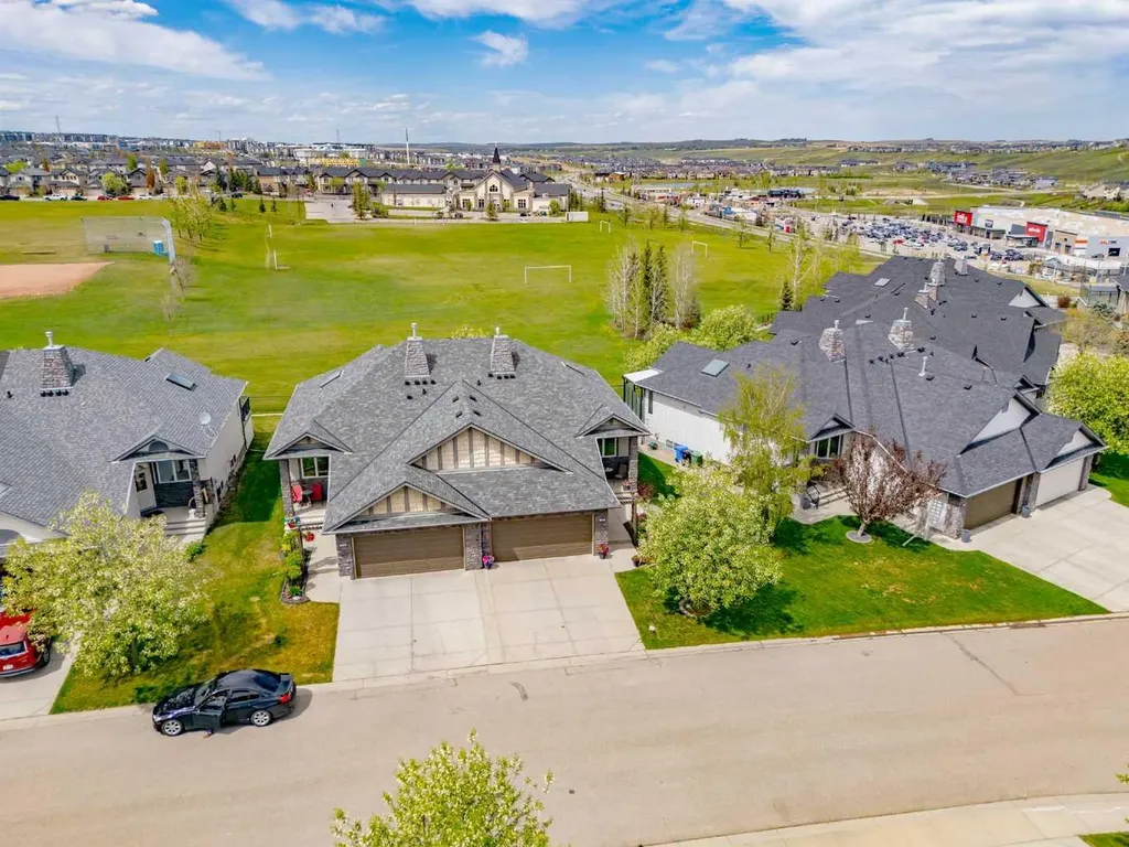 38 Kincora Terrace NW Calgary AB T3R 1M1