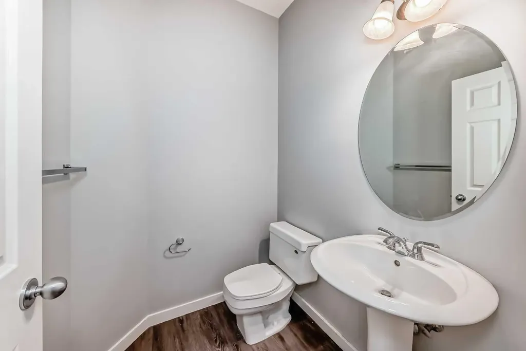 114 Valley Crest Close NW Calgary AB T3B 5W9