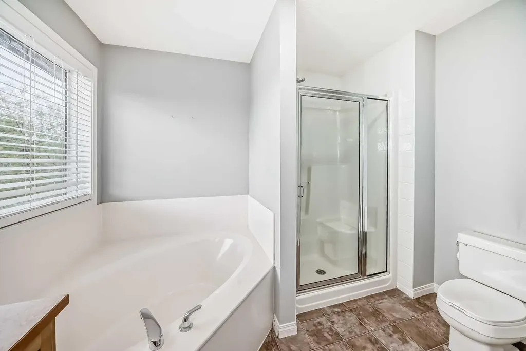 114 Valley Crest Close NW Calgary AB T3B 5W9