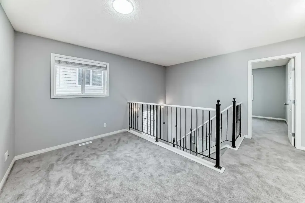 114 Valley Crest Close NW Calgary AB T3B 5W9