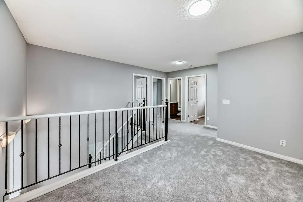 114 Valley Crest Close NW Calgary AB T3B 5W9