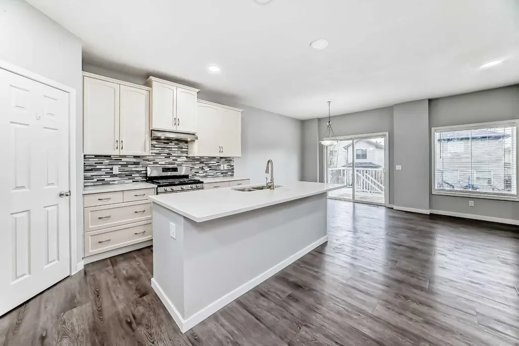 114 Valley Crest Close NW Calgary AB T3B 5W9