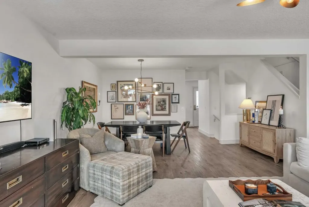 5465 Patina Drive SW Calgary AB T3H 3J8