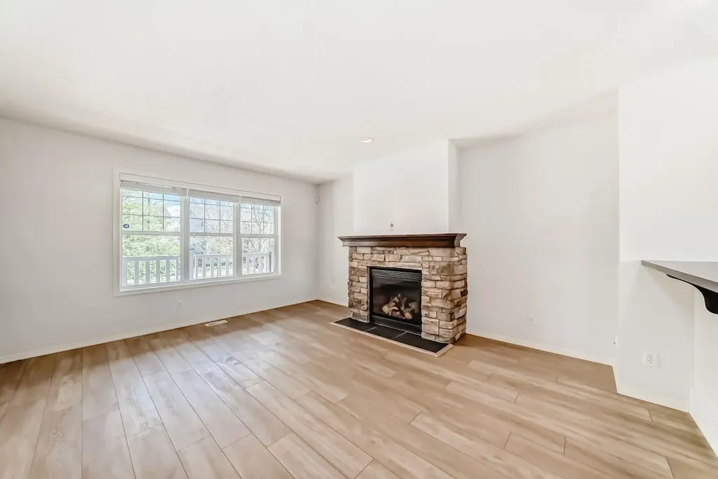 137 Eversyde Boulevard SW Calgary AB T2Y 0B3