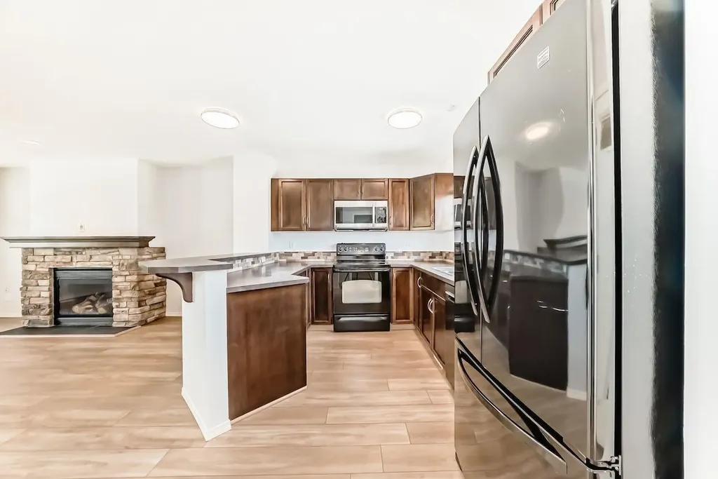 137 Eversyde Boulevard SW Calgary AB T2Y 0B3