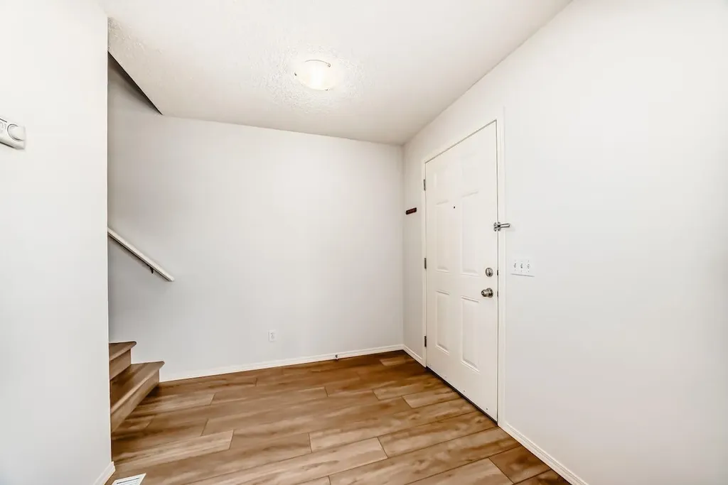 137 Eversyde Boulevard SW Calgary AB T2Y 0B3