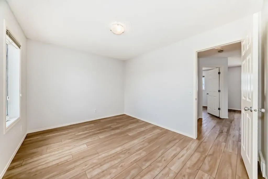 137 Eversyde Boulevard SW Calgary AB T2Y 0B3