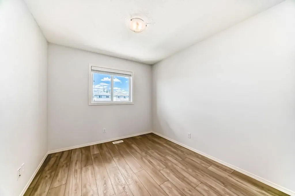 137 Eversyde Boulevard SW Calgary AB T2Y 0B3