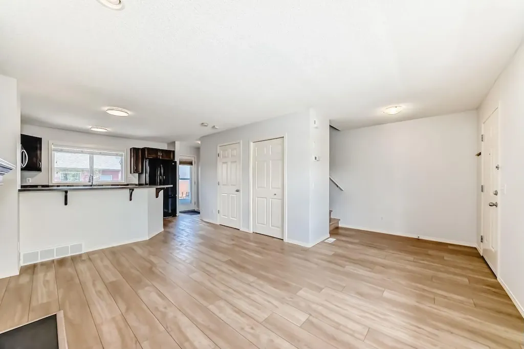 137 Eversyde Boulevard SW Calgary AB T2Y 0B3