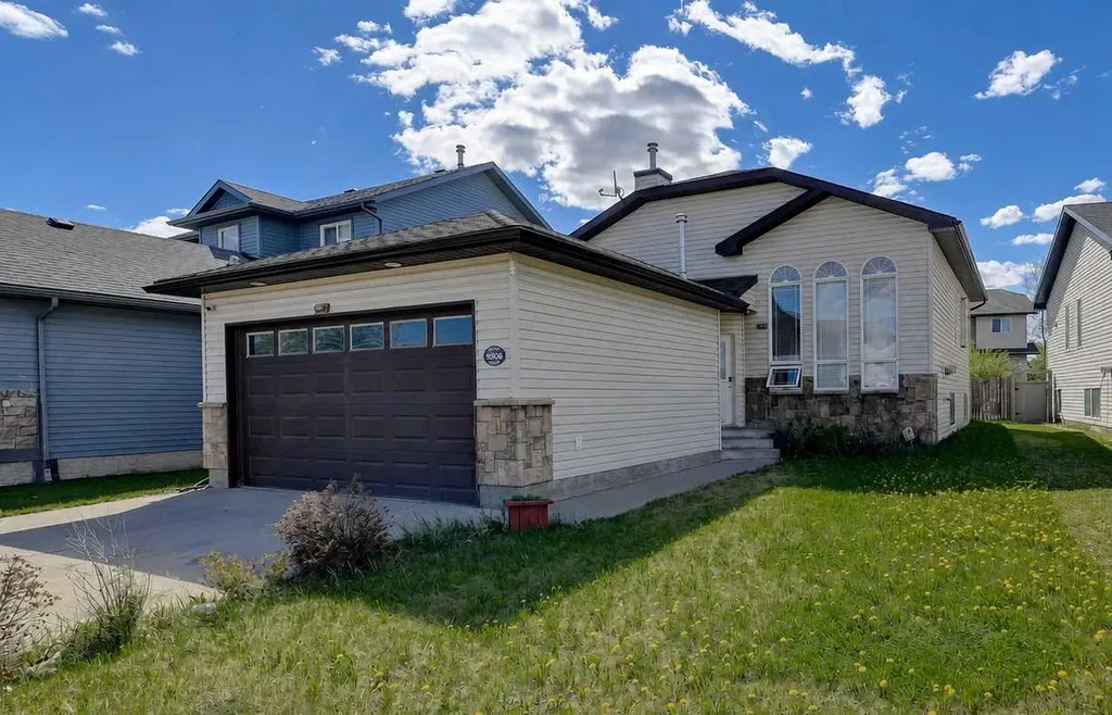 9506 91 Street Grande Prairie AB T8X 1V3