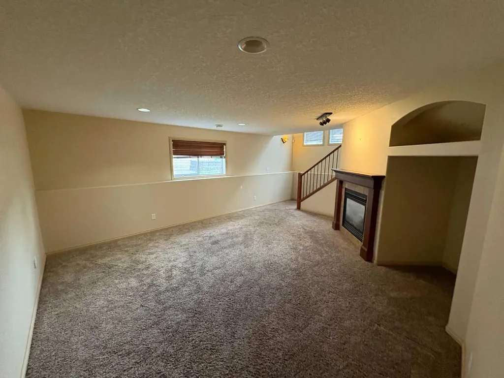 9506 91 Street Grande Prairie AB T8X 1V3