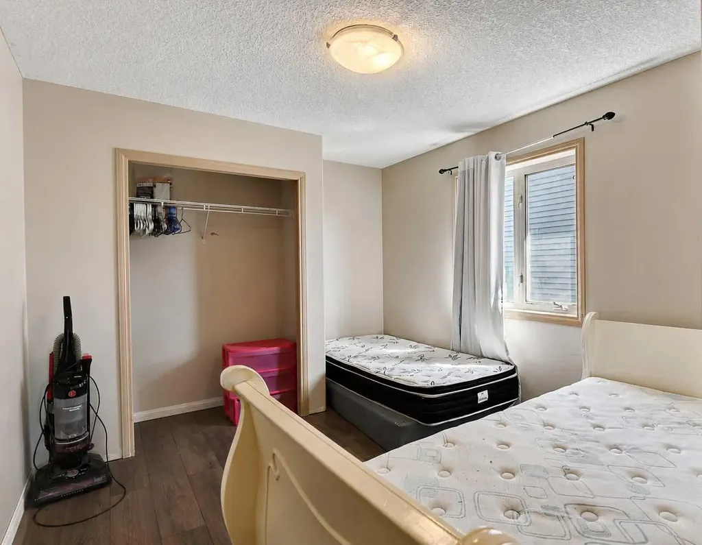 9506 91 Street Grande Prairie AB T8X 1V3