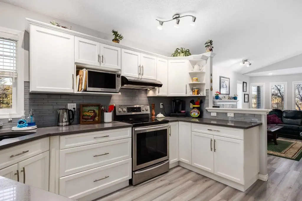 138 West Creek Springs Chestermere AB T1X 1N8