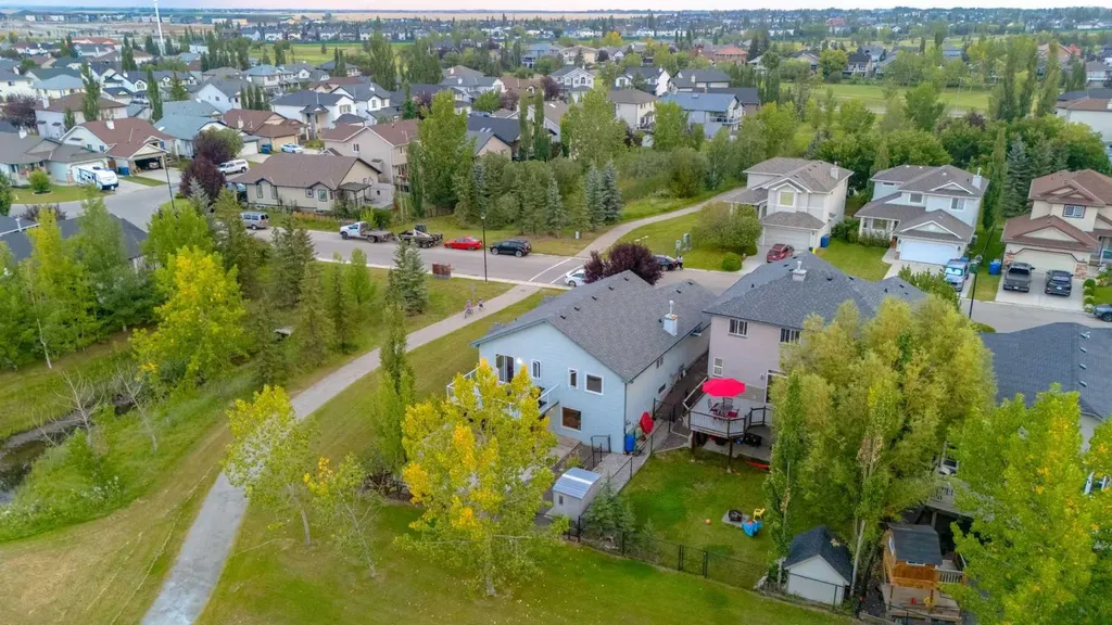 138 West Creek Springs Chestermere AB T1X 1N8