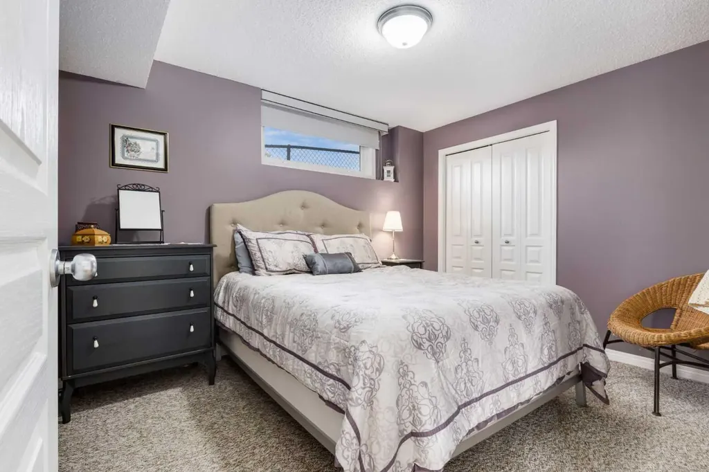 138 West Creek Springs Chestermere AB T1X 1N8