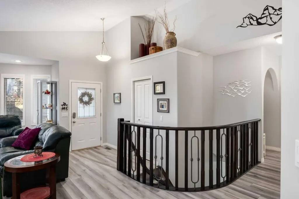 138 West Creek Springs Chestermere AB T1X 1N8