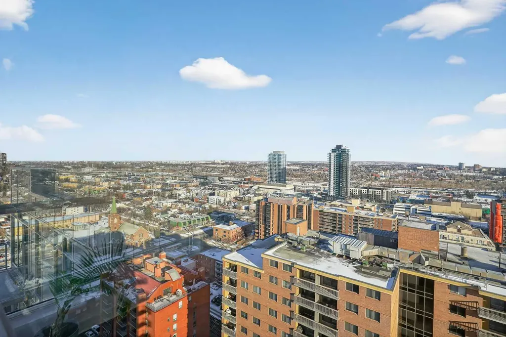 1319 14 Avenue SW Calgary AB T3C 0W3