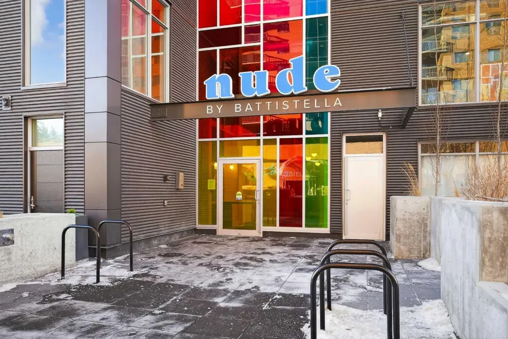 1319 14 Avenue SW Calgary AB T3C 0W3