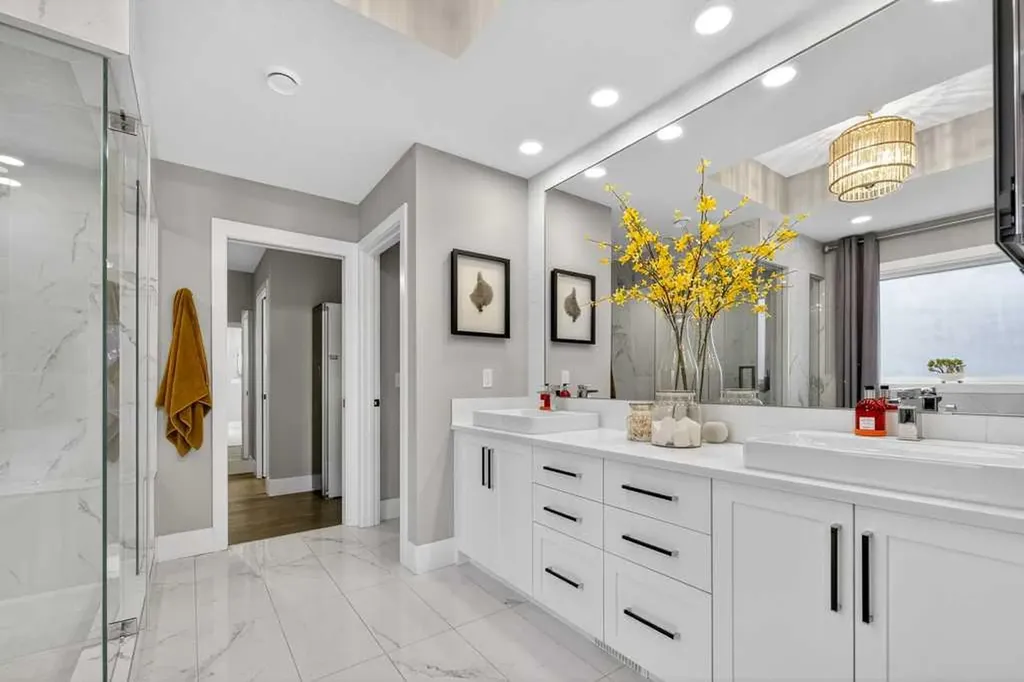 105 Westpoint Way SW Calgary AB T3H 2A5