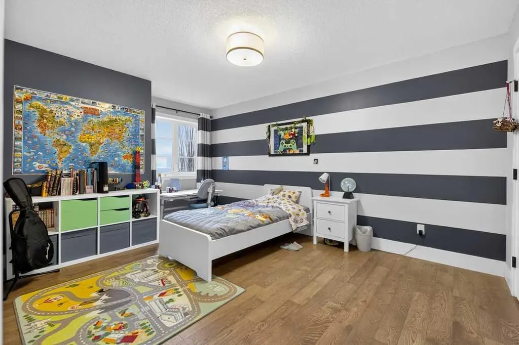 105 Westpoint Way SW Calgary AB T3H 2A5