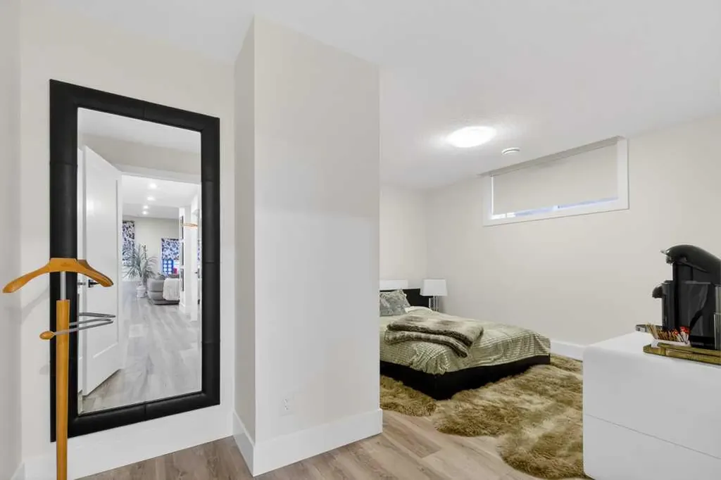 105 Westpoint Way SW Calgary AB T3H 2A5