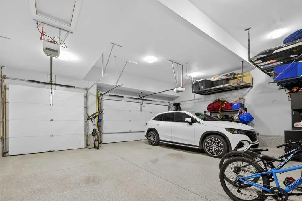105 Westpoint Way SW Calgary AB T3H 2A5