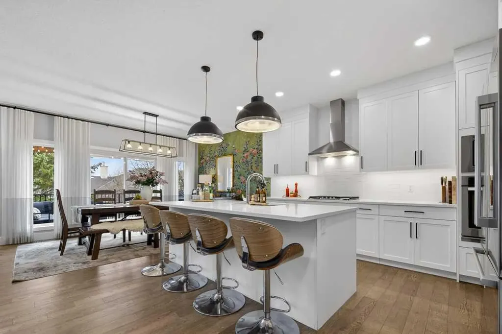 105 Westpoint Way SW Calgary AB T3H 2A5