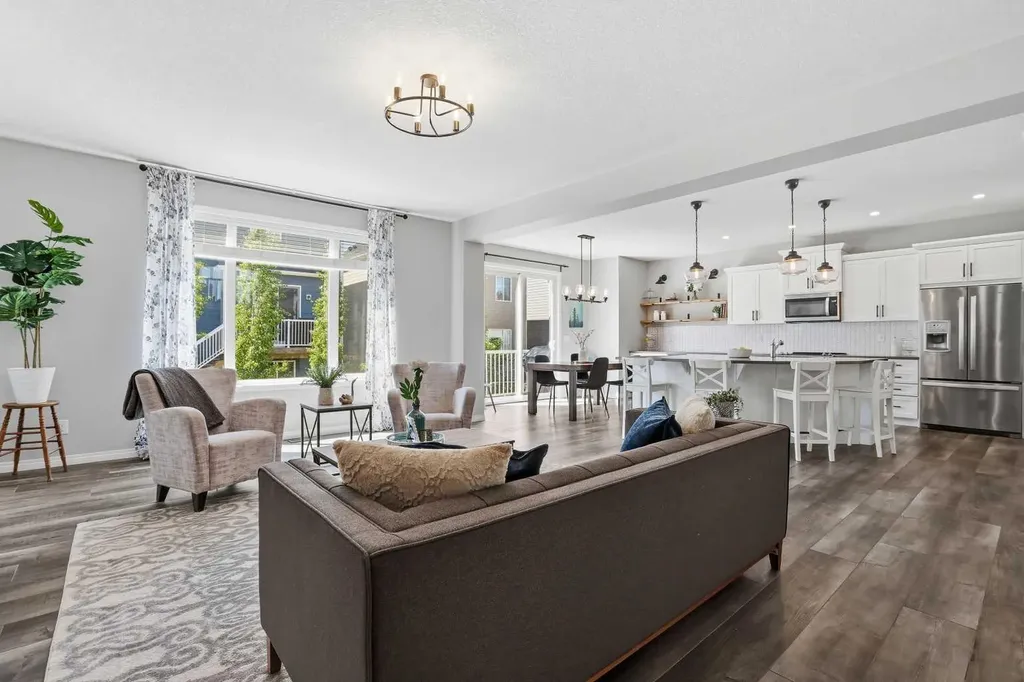 25 Yorkville Green SW Calgary AB T2X4J8