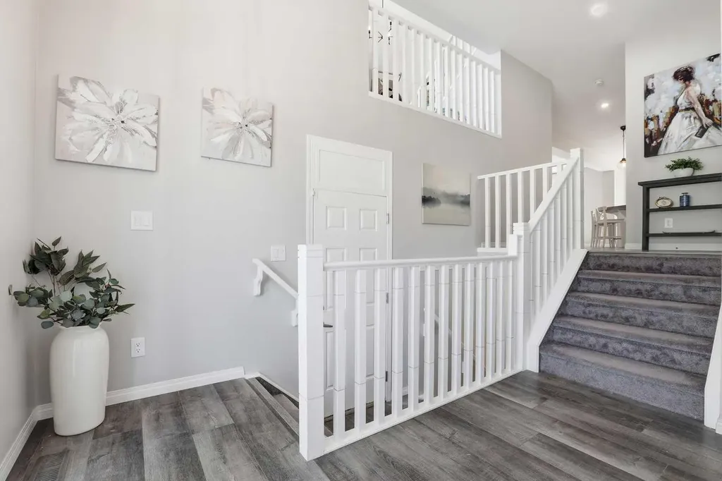 25 Yorkville Green SW Calgary AB T2X4J8