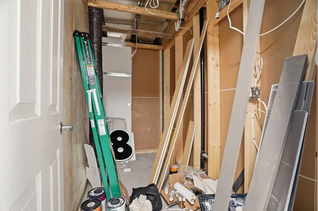 25 Yorkville Green SW Calgary AB T2X4J8