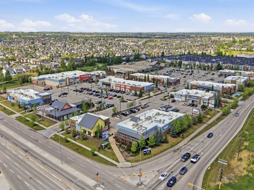 25 Yorkville Green SW Calgary AB T2X4J8
