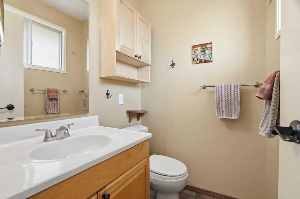 6448 Silver Ridge Way NW Calgary AB T3B 3X7