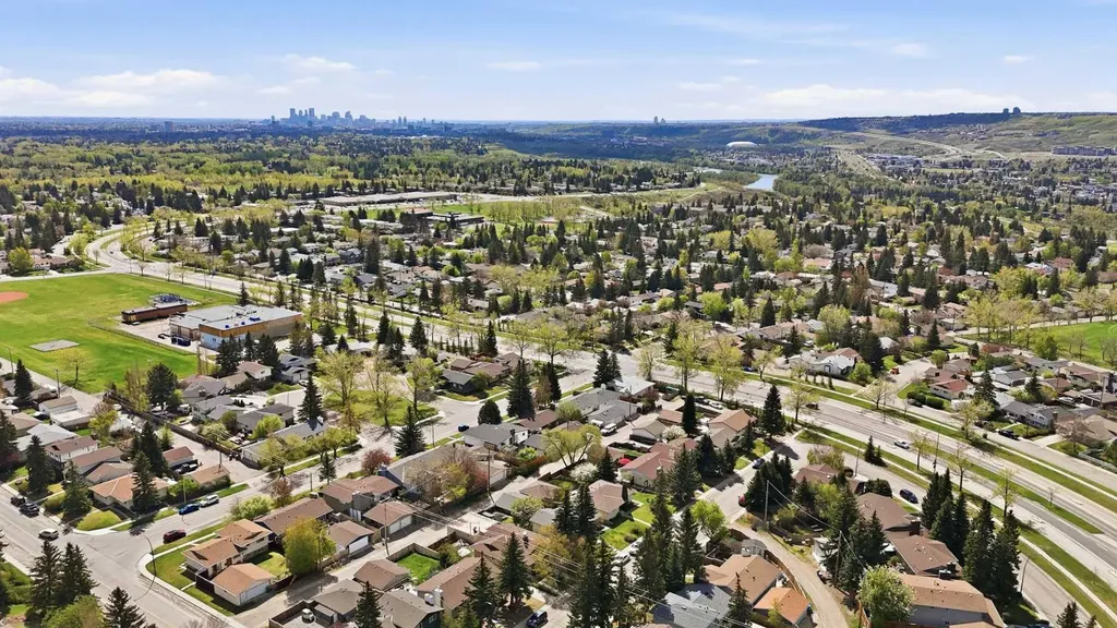 6448 Silver Ridge Way NW Calgary AB T3B 3X7