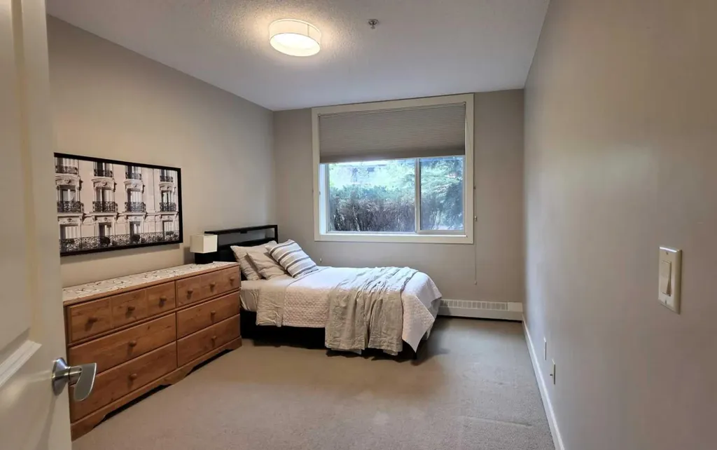 2727 28 Avenue Calgary AB T2B 0L4